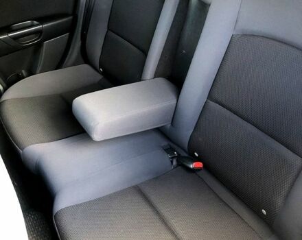 Чорний Мазда 3, об'ємом двигуна 1.6 л та пробігом 191 тис. км за 6500 $, фото 7 на Automoto.ua