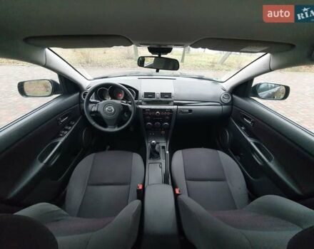 Черный Мазда 3, объемом двигателя 1.6 л и пробегом 264 тыс. км за 5700 $, фото 8 на Automoto.ua