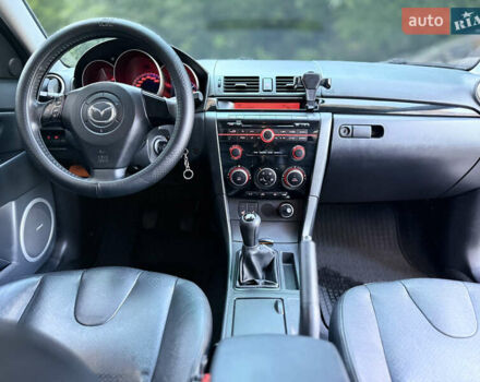 Черный Мазда 3, объемом двигателя 1.6 л и пробегом 205 тыс. км за 6400 $, фото 12 на Automoto.ua