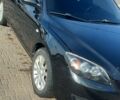 Черный Мазда 3, объемом двигателя 1.6 л и пробегом 300 тыс. км за 5200 $, фото 4 на Automoto.ua