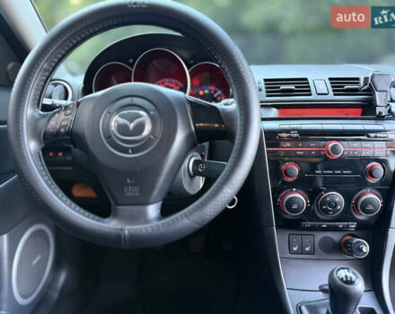 Черный Мазда 3, объемом двигателя 1.6 л и пробегом 205 тыс. км за 6400 $, фото 9 на Automoto.ua