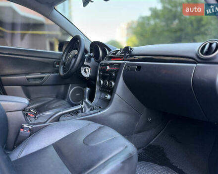 Черный Мазда 3, объемом двигателя 1.6 л и пробегом 205 тыс. км за 6400 $, фото 8 на Automoto.ua