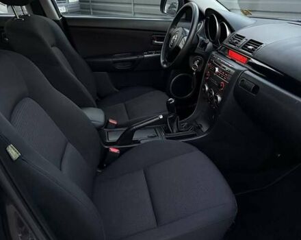 Чорний Мазда 3, об'ємом двигуна 1.6 л та пробігом 180 тис. км за 5700 $, фото 1 на Automoto.ua