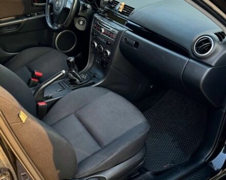 Черный Мазда 3, объемом двигателя 1.6 л и пробегом 240 тыс. км за 5300 $, фото 5 на Automoto.ua