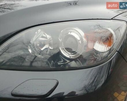 Черный Мазда 3, объемом двигателя 1.6 л и пробегом 264 тыс. км за 5700 $, фото 27 на Automoto.ua