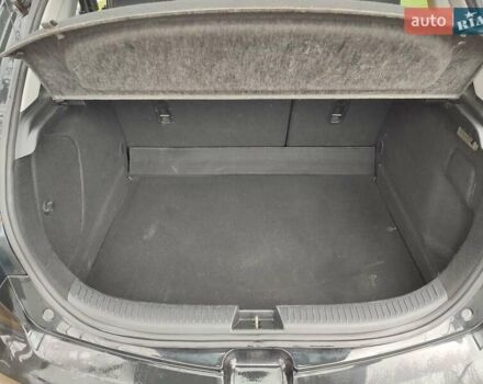 Черный Мазда 3, объемом двигателя 1.6 л и пробегом 160 тыс. км за 5800 $, фото 13 на Automoto.ua