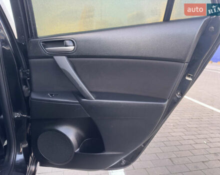 Черный Мазда 3, объемом двигателя 1.6 л и пробегом 127 тыс. км за 7500 $, фото 32 на Automoto.ua