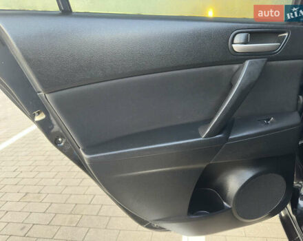 Черный Мазда 3, объемом двигателя 1.6 л и пробегом 127 тыс. км за 7500 $, фото 36 на Automoto.ua