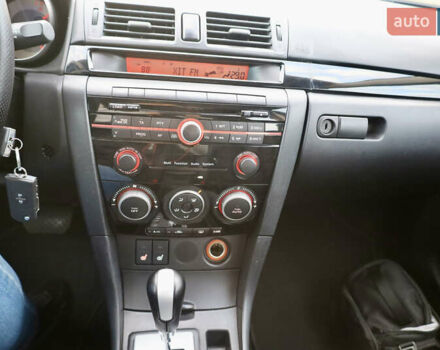 Черный Мазда 3, объемом двигателя 1.6 л и пробегом 183 тыс. км за 7499 $, фото 32 на Automoto.ua