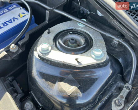 Черный Мазда 3, объемом двигателя 1.6 л и пробегом 107 тыс. км за 7400 $, фото 60 на Automoto.ua