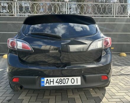 Черный Мазда 3, объемом двигателя 1.6 л и пробегом 215 тыс. км за 5800 $, фото 3 на Automoto.ua