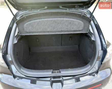 Черный Мазда 3, объемом двигателя 1.6 л и пробегом 183 тыс. км за 7499 $, фото 22 на Automoto.ua