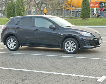 Черный Мазда 3, объемом двигателя 1.6 л и пробегом 127 тыс. км за 7500 $, фото 12 на Automoto.ua