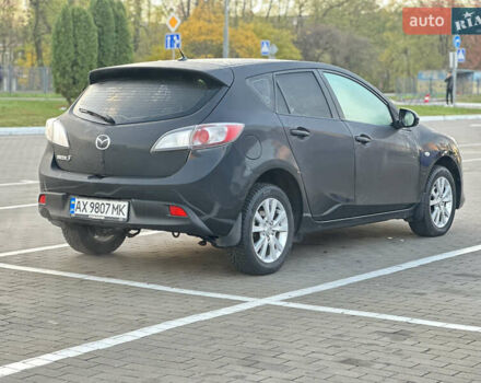 Черный Мазда 3, объемом двигателя 1.6 л и пробегом 127 тыс. км за 7500 $, фото 16 на Automoto.ua