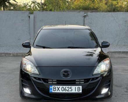 Черный Мазда 3, объемом двигателя 1.6 л и пробегом 220 тыс. км за 5900 $, фото 1 на Automoto.ua