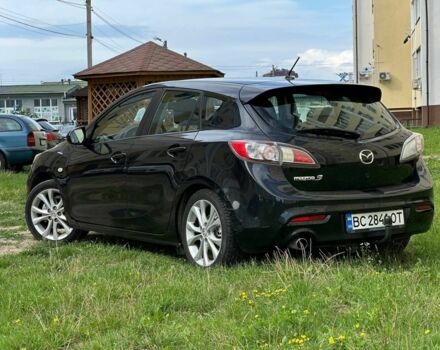 Черный Мазда 3, объемом двигателя 1.6 л и пробегом 150 тыс. км за 6500 $, фото 3 на Automoto.ua
