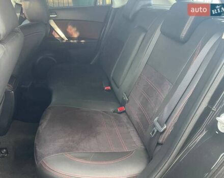 Черный Мазда 3, объемом двигателя 2.3 л и пробегом 194 тыс. км за 11900 $, фото 6 на Automoto.ua