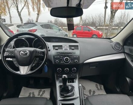 Черный Мазда 3, объемом двигателя 1.6 л и пробегом 296 тыс. км за 6500 $, фото 20 на Automoto.ua