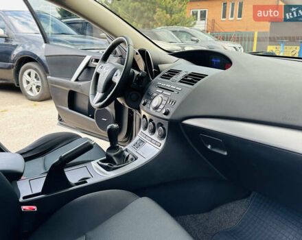 Чорний Мазда 3, об'ємом двигуна 2 л та пробігом 188 тис. км за 8200 $, фото 35 на Automoto.ua