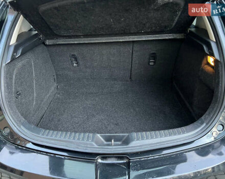 Черный Мазда 3, объемом двигателя 1.6 л и пробегом 145 тыс. км за 7799 $, фото 19 на Automoto.ua