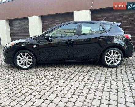 Черный Мазда 3, объемом двигателя 1.6 л и пробегом 145 тыс. км за 7799 $, фото 4 на Automoto.ua