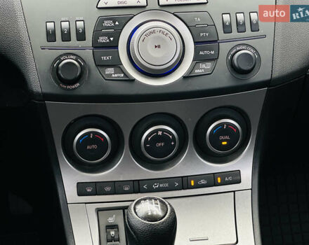 Чорний Мазда 3, об'ємом двигуна 2 л та пробігом 188 тис. км за 8200 $, фото 28 на Automoto.ua