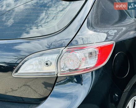 Чорний Мазда 3, об'ємом двигуна 2 л та пробігом 188 тис. км за 8200 $, фото 5 на Automoto.ua