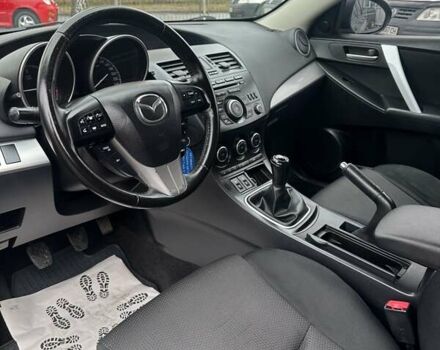 Черный Мазда 3, объемом двигателя 1.6 л и пробегом 296 тыс. км за 6500 $, фото 17 на Automoto.ua