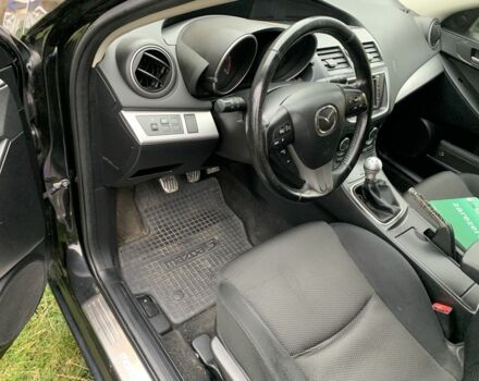 Черный Мазда 3, объемом двигателя 1.6 л и пробегом 220 тыс. км за 3600 $, фото 4 на Automoto.ua