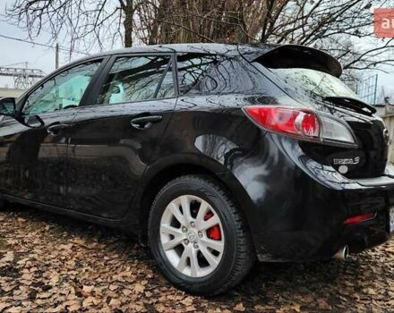 Черный Мазда 3, объемом двигателя 2 л и пробегом 240 тыс. км за 8450 $, фото 1 на Automoto.ua