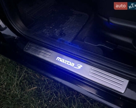 Черный Мазда 3, объемом двигателя 1.6 л и пробегом 211 тыс. км за 3900 $, фото 12 на Automoto.ua