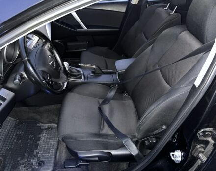 Чорний Мазда 3, об'ємом двигуна 1.6 л та пробігом 211 тис. км за 3850 $, фото 8 на Automoto.ua