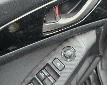 Черный Мазда 3, объемом двигателя 1.5 л и пробегом 170 тыс. км за 3200 $, фото 22 на Automoto.ua