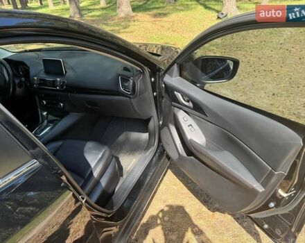 Черный Мазда 3, объемом двигателя 2 л и пробегом 231 тыс. км за 11900 $, фото 5 на Automoto.ua