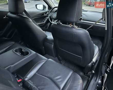 Чорний Мазда 3, об'ємом двигуна 2.2 л та пробігом 98 тис. км за 11950 $, фото 4 на Automoto.ua