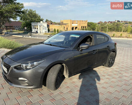 Черный Мазда 3, объемом двигателя 2 л и пробегом 178 тыс. км за 9500 $, фото 12 на Automoto.ua