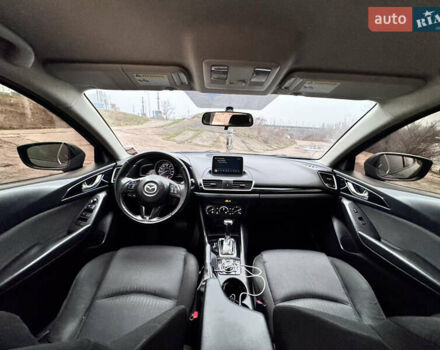 Чорний Мазда 3, об'ємом двигуна 2 л та пробігом 229 тис. км за 10000 $, фото 8 на Automoto.ua