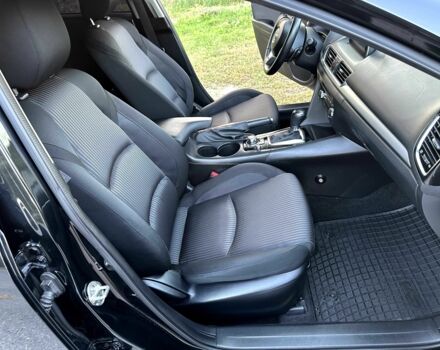 Чорний Мазда 3, об'ємом двигуна 2 л та пробігом 144 тис. км за 13650 $, фото 17 на Automoto.ua