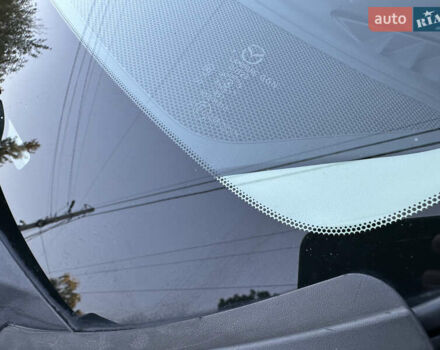 Черный Мазда 3, объемом двигателя 2 л и пробегом 143 тыс. км за 13850 $, фото 16 на Automoto.ua