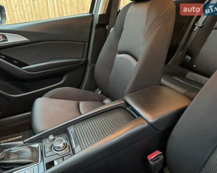 Чорний Мазда 3, об'ємом двигуна 2 л та пробігом 137 тис. км за 11700 $, фото 26 на Automoto.ua