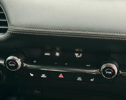 Чорний Мазда 3, об'ємом двигуна 2.49 л та пробігом 86 тис. км за 16350 $, фото 21 на Automoto.ua