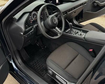 Чорний Мазда 3, об'ємом двигуна 2.5 л та пробігом 21 тис. км за 18200 $, фото 21 на Automoto.ua