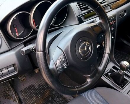 Черный Мазда 3, объемом двигателя 1.6 л и пробегом 218 тыс. км за 4450 $, фото 6 на Automoto.ua