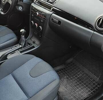 Черный Мазда 3, объемом двигателя 1.6 л и пробегом 218 тыс. км за 4450 $, фото 15 на Automoto.ua