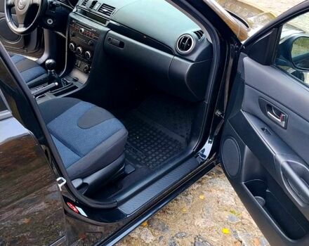 Черный Мазда 3, объемом двигателя 1.6 л и пробегом 218 тыс. км за 4450 $, фото 4 на Automoto.ua