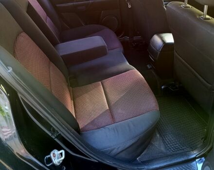 Черный Мазда 3, объемом двигателя 2 л и пробегом 281 тыс. км за 3250 $, фото 11 на Automoto.ua