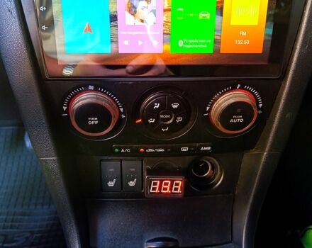 Черный Мазда 3, объемом двигателя 2 л и пробегом 281 тыс. км за 3250 $, фото 12 на Automoto.ua