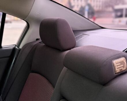 Черный Мазда 3, объемом двигателя 1.6 л и пробегом 290 тыс. км за 3650 $, фото 7 на Automoto.ua