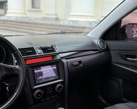 Черный Мазда 3, объемом двигателя 1.6 л и пробегом 290 тыс. км за 3650 $, фото 6 на Automoto.ua