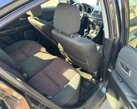 Чорний Мазда 3, об'ємом двигуна 1.6 л та пробігом 266 тис. км за 2550 $, фото 7 на Automoto.ua